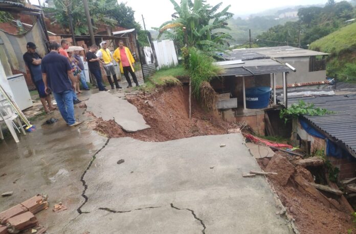Barra Mansa registra deslizamentos e quedas de muros por conta das chuvas - Divulgação (3)