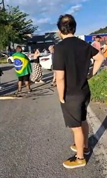 Bloqueios na Dutra
