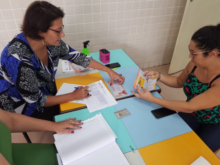 Cartões-alimentação serão entregues até o dia 15 aos alunos de VR 