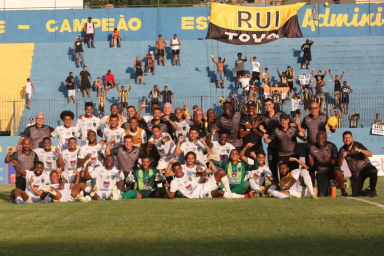 Voltaço goleia Madureira por 6 a 0 e só depende dele para se classificar para as semifinais do carioca 