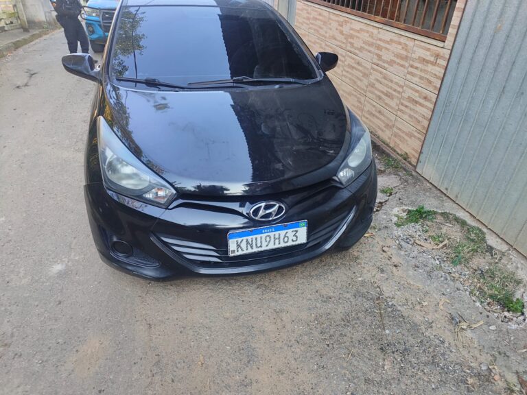 PM recupera carro roubado em Volta Redonda