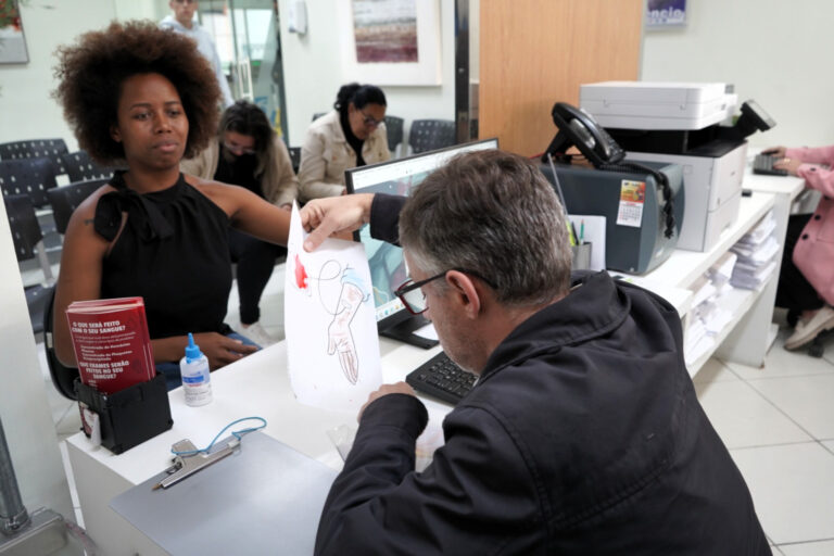 CMEI Balãozinho Vermelho faz ação para conscientizar doação de sangue