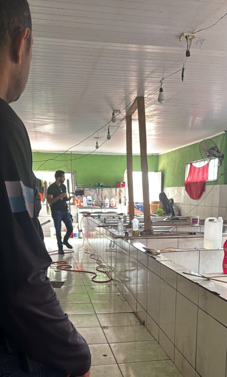 Fiscalização fecha canil clandestino na Siderlândia