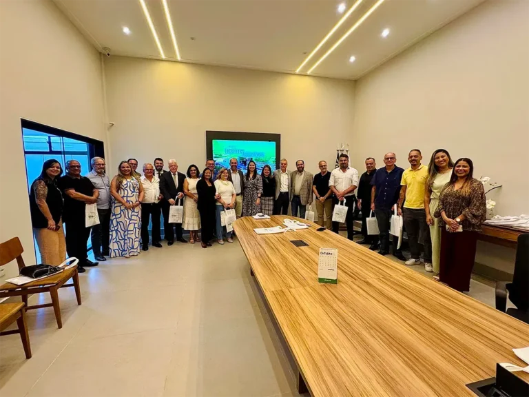 ‘Café com Negócios’