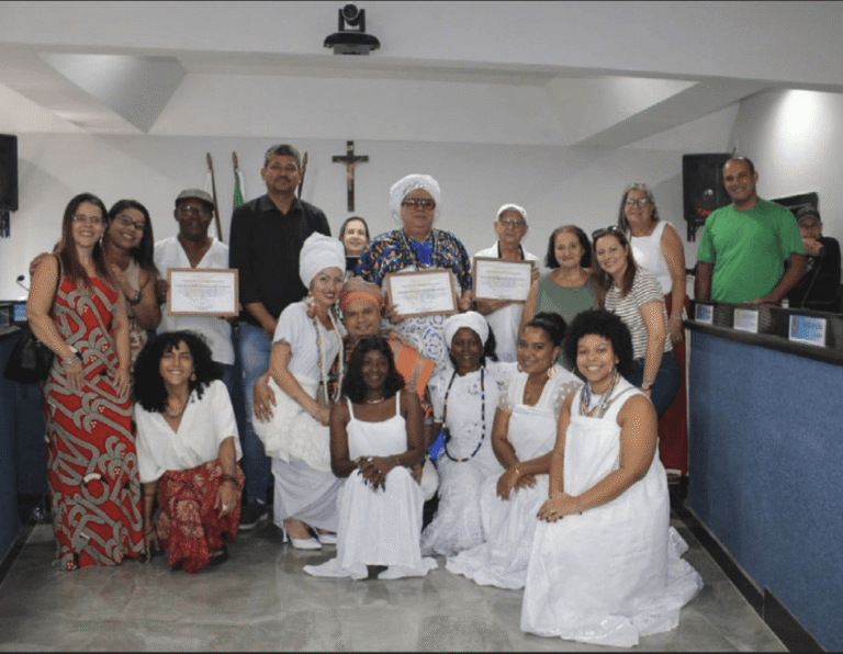 Na terça, 7, o presidente da Câmara de Barra Mansa, Paulo Sandro, homenageou diversos representantes de religiões africanas