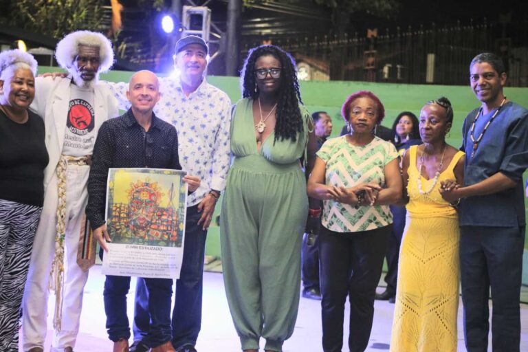 Com direito a várias apresentações culturais, a Prefeitura de Volta Redonda reabriu na noite de terça, 31, o Memorial Zumbi dos Palmares