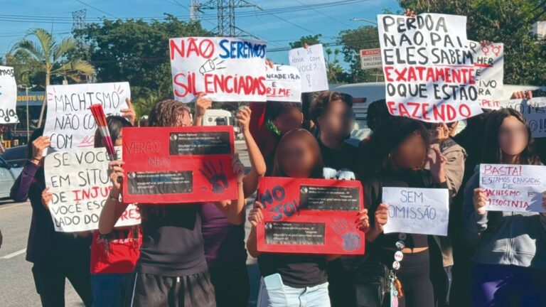 Manipulação on-line