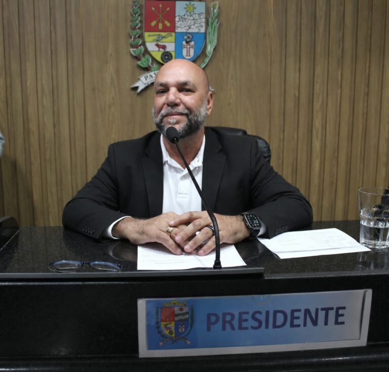 A Casa caiu